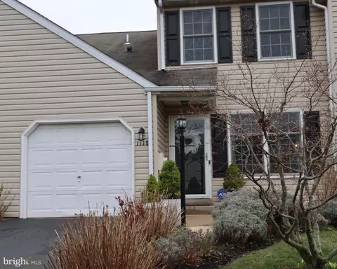 1118 Highpoint Cir, Lansdale, PA 19446