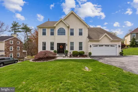 2902 Rosa Ln, Norristown, PA 19403