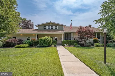 101 Andrea Rd, Cheltenham, PA 19012
