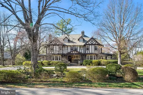 128 Rose Ln, Haverford, PA 19041