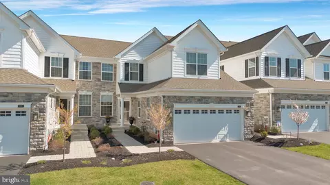 274 Hopewell Dr, Collegeville, PA 19426