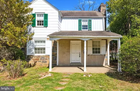 219 Williamsburg Rd, Ardmore, PA 19003