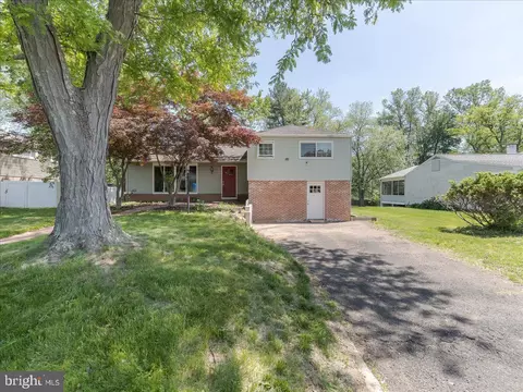 221 Becker Rd, North Wales, PA 19454