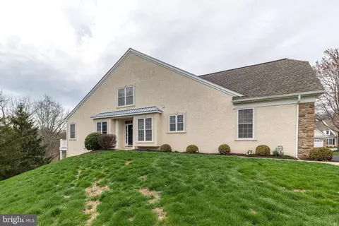 399 Brittany Ct, Souderton, PA 18964