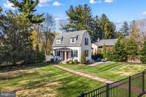 Exterior - 439 Crescent Rd, Wyncote, PA 19095 photo 6 of 7