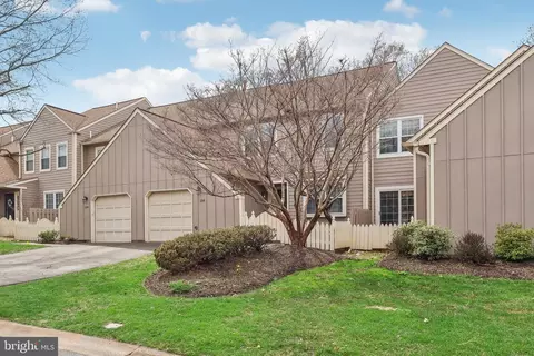 104 Evergreen Ct, Blue Bell, PA 19422