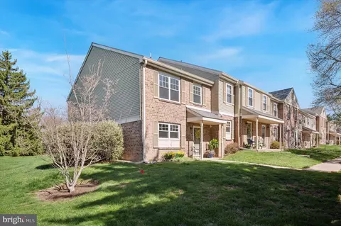 20 Winston Ct #103 U-20, Blue Bell, PA 19422