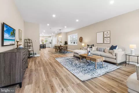 345 Spring Mill Ave, Conshohocken, PA 19428