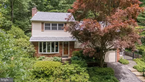 552 Brookwood Rd, Wayne, PA 19087