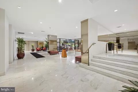 8302 Old York Rd #B34, Elkins Park, PA 19027