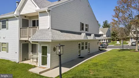 1008 Horseshoe Dr #1008, Royersford, PA 19468