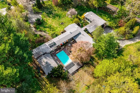 708 Righters Mill Rd, Penn Valley, PA 19072