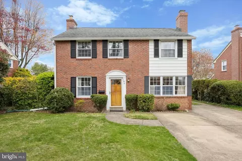 140 Barrie Rd, Ardmore, PA 19003