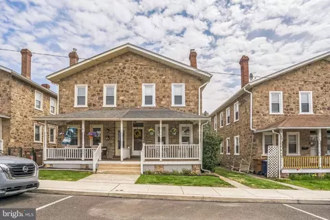435 Renfrew Ave, Ambler, PA 19002