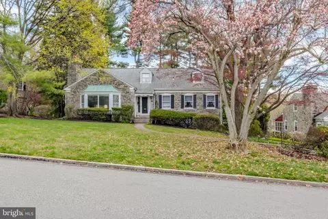 501 Parkview Dr, Wynnewood, PA 19096