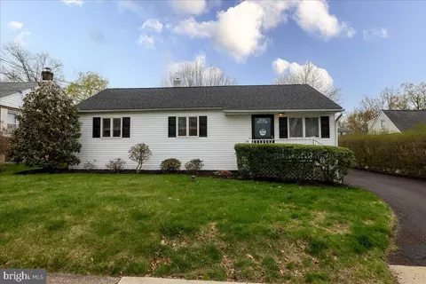 414 Acorn Ave, Telford, PA 18969