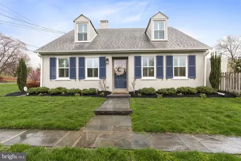 809 Cloverly Ave, Jenkintown, PA 19046