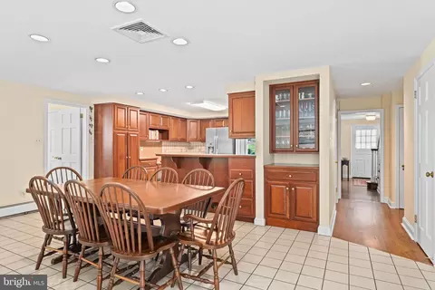 912 Centennial Rd, Penn Valley, PA 19072 photo 14