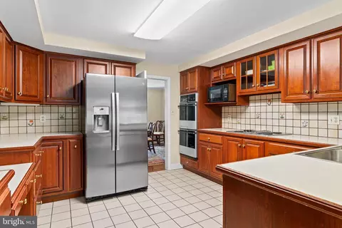 912 Centennial Rd, Penn Valley, PA 19072 photo 9