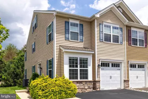 1005 Chapman Cir, Hatfield, PA 19440
