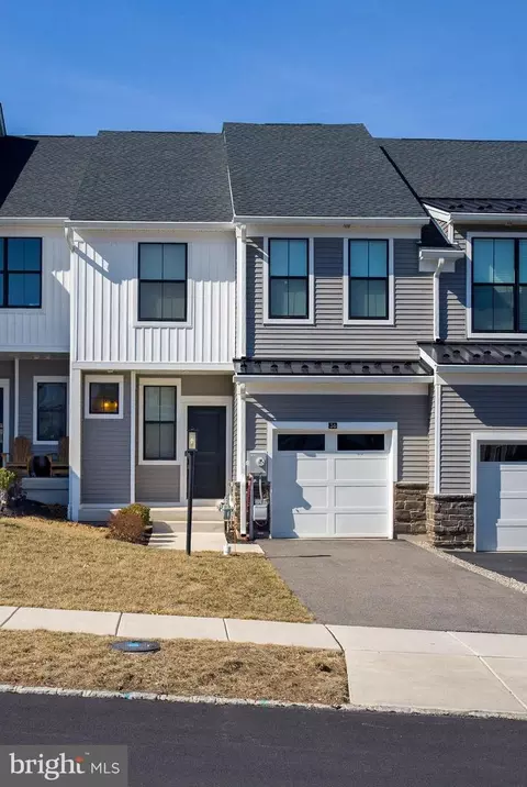 36 Umbrell, Eagleville, PA 19403