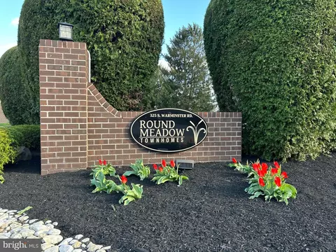325 S Warminster Rd #C6, Hatboro, PA 19040