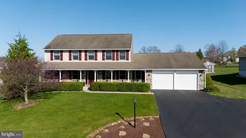 2946 Burton Dr, Gilbertsville, PA 19525