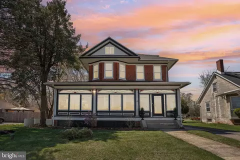 1229 Egypt Rd, Phoenixville, PA 19460