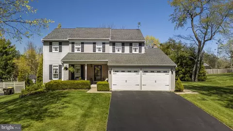 2928 Tanglewood Ln, Norristown, PA 19403