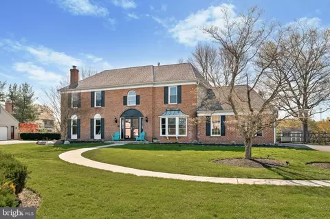 704 Eastwind Cir, Dresher, PA 19025