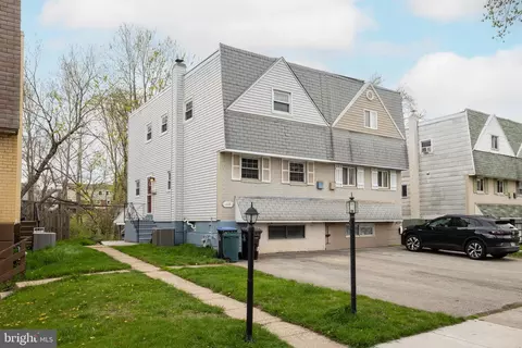 1721 N Hills Dr, Norristown, PA 19401