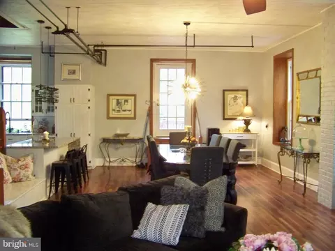 Dining - 335 Bent Rd, Wyncote, PA 19095 photo 4 of 6