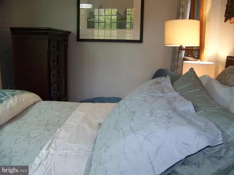 Bedroom - 335 Bent Rd, Wyncote, PA 19095 photo 9 of 9