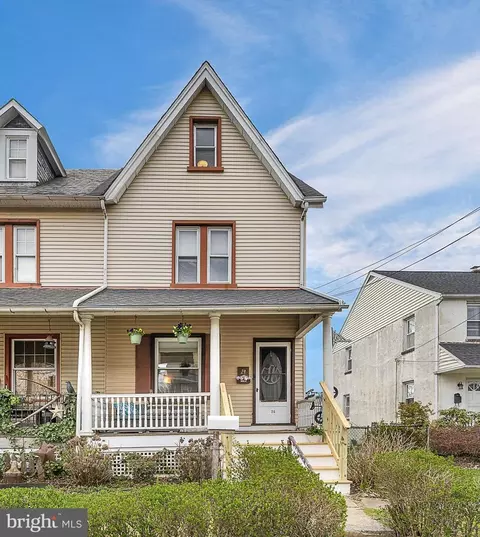 24 E 4th St, Lansdale, PA 19446