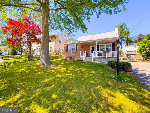 17 Franklin Ave, Flourtown, PA 19031