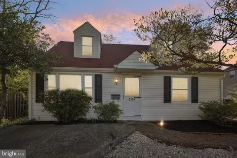 312 N York Rd, Hatboro, PA 19040