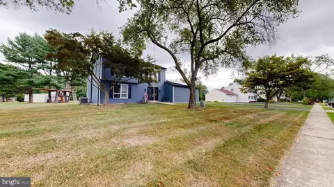 2980 Woodview Dr, Hatfield, PA 19440