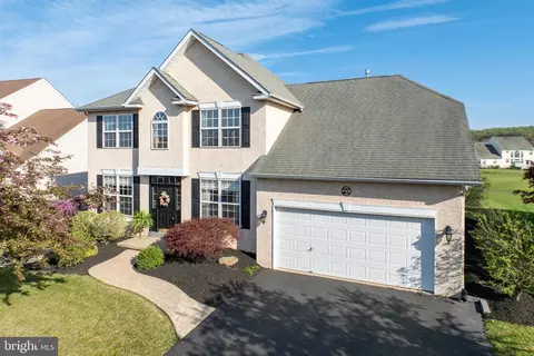 2484 Jessica Dr, Gilbertsville, PA 19525