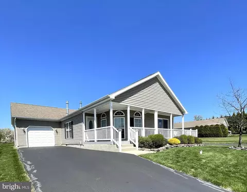 523 Magnolia Dr, Blue Bell, PA 19422