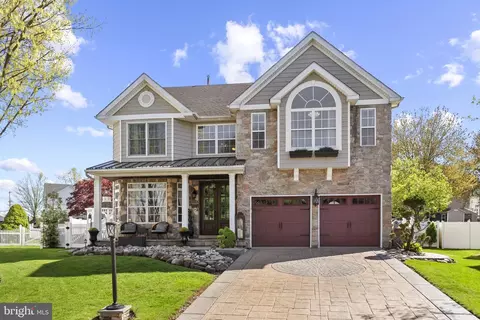 9 Lion Ct, Limerick, PA 19468