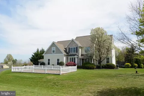 2350 Josie Ln, Harleysville, PA 19438