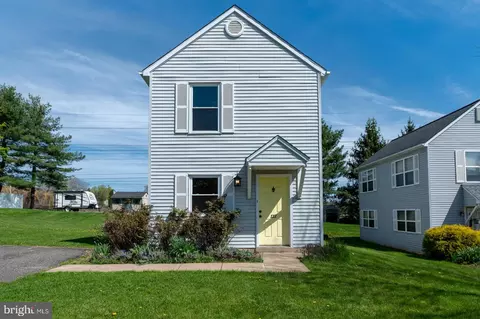 112 Stephanie Ln, Collegeville, PA 19426