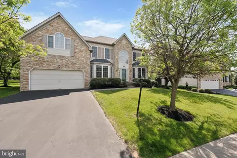 2572 Crestline Dr, Lansdale, PA 19446