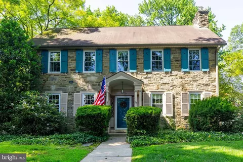 1056 Wellington Rd, Jenkintown, PA 19046