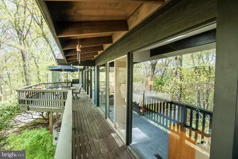 Exterior - 340 Danell Rd, Wayne, PA 19087 photo 8 of 9