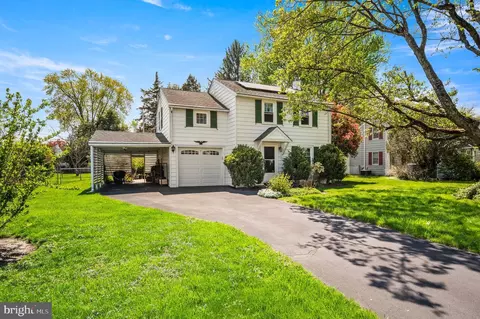 416 Preston Ln, Hatboro, PA 19040