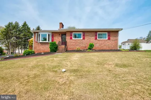 253 Union St, Royersford, PA 19468