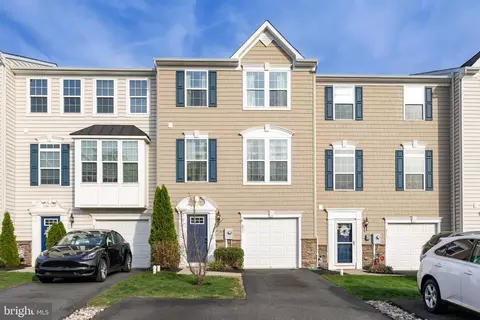 211 Tulip Ln, Gilbertsville, PA 19525
