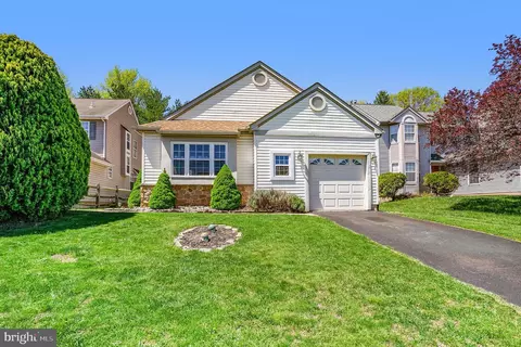 619 Stewart Rd, Collegeville, PA 19426