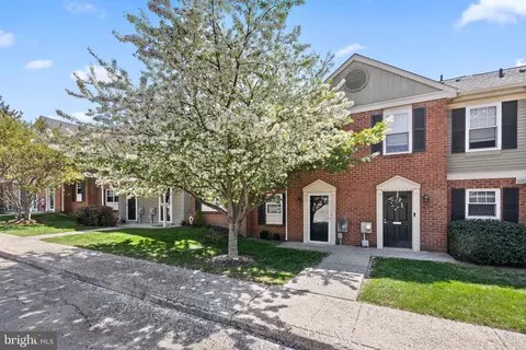 32 Yorktown Ct, Blue Bell, PA 19422